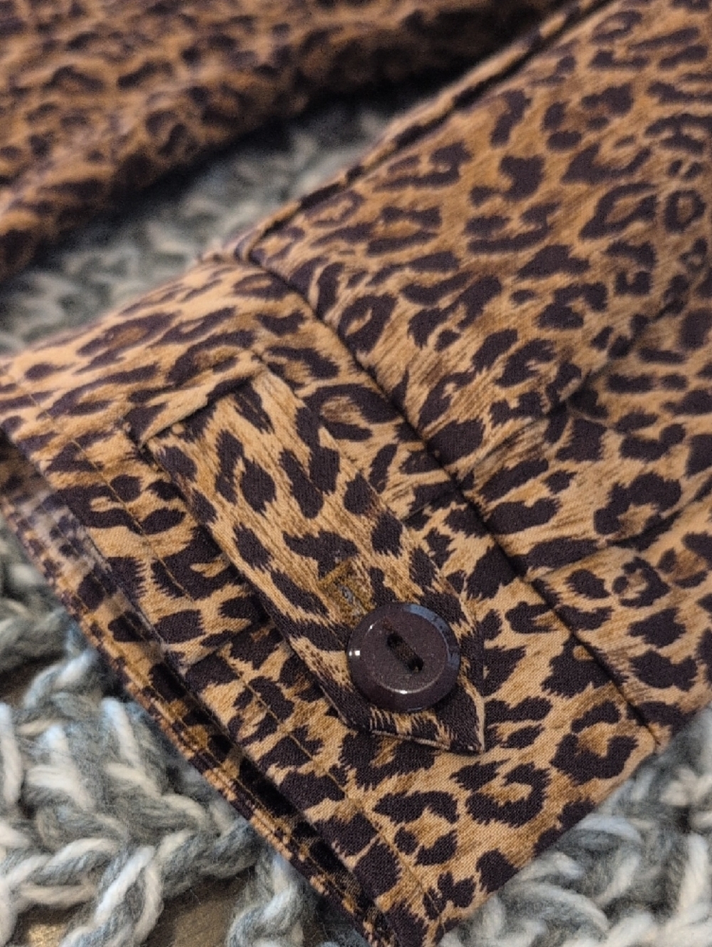 337 -Joan Rivers Leopard Jacket • Cinched Waist • Cool‑Chic Statement - Picture 9 of 10